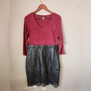 VENUS Maroon and Black Two-Tone Dress Embroidered Vegan Leather Skirt - 10
